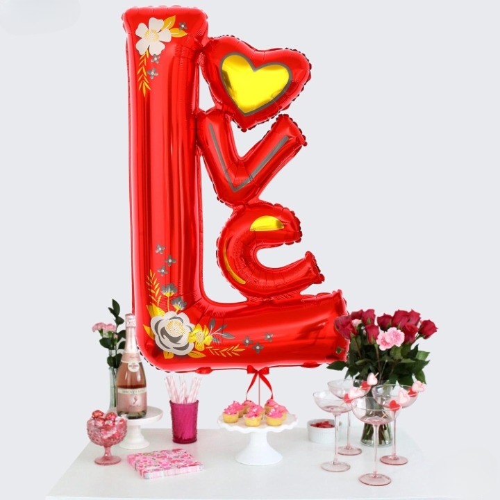 Balon din Folie Metalizata, ANGELBEAR, Figurine, Model LOVE, Tematica Iubire, 110x64 cm, Ambalaj Individual, Pai Inclus, Umflare cu Aer sau Heliu, Rosu