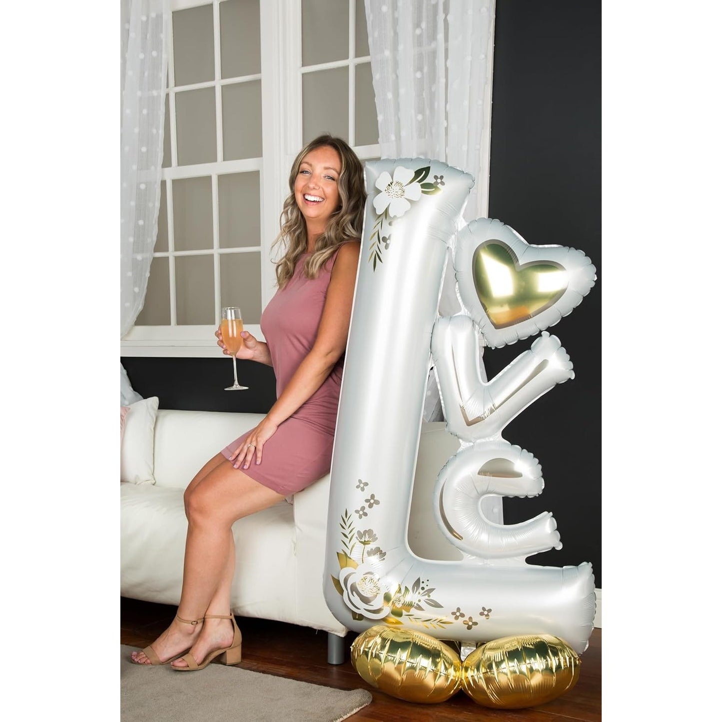 Balon din Folie Metalizata, ANGELBEAR, Figurine, Model LOVE, Tematica Iubire, 110x64 cm, Ambalaj Individual, Pai Inclus, Umflare cu Aer sau Heliu, Alb