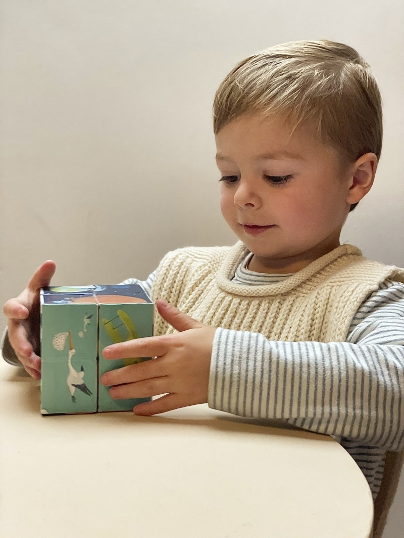 Cub interactiv Cerul, Egmont Toys