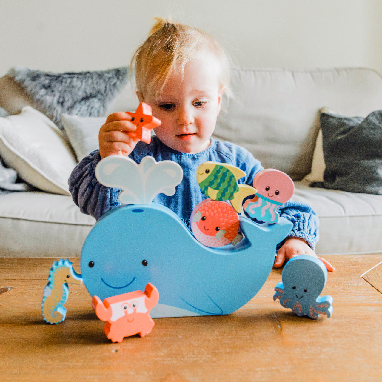 Joc de echilibru din lemn cu fauna marina, Orange Tree Toys