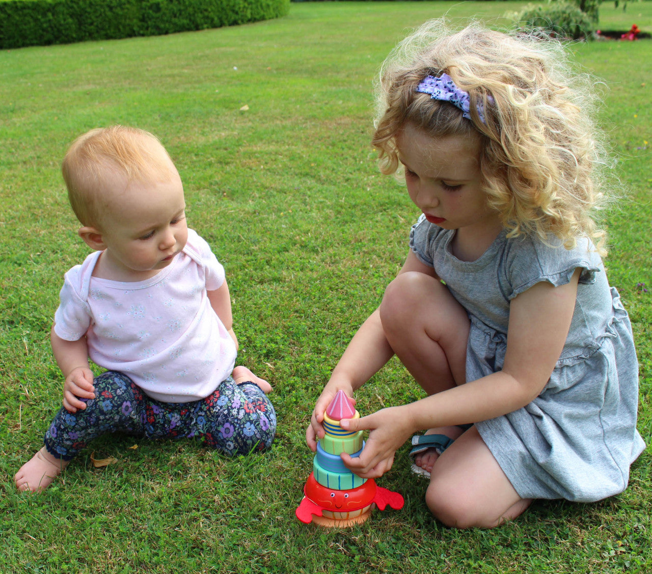 Jucarie din lemn de stivuit cu crab, Orange Tree Toys