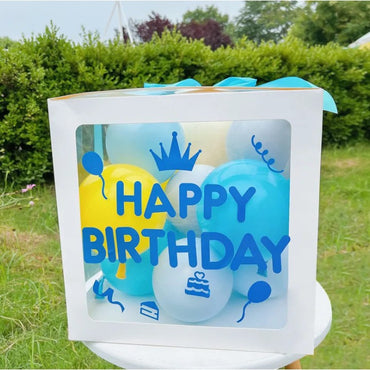 Cutie pentru Baloane, ANGELBEAR, Tematica Aniversare, Model Scris Happy Birthday, Baloane Albastre, Albe, Galbene si Panglica Incluse, Contur Alb, Transparenta, 30x30 cm